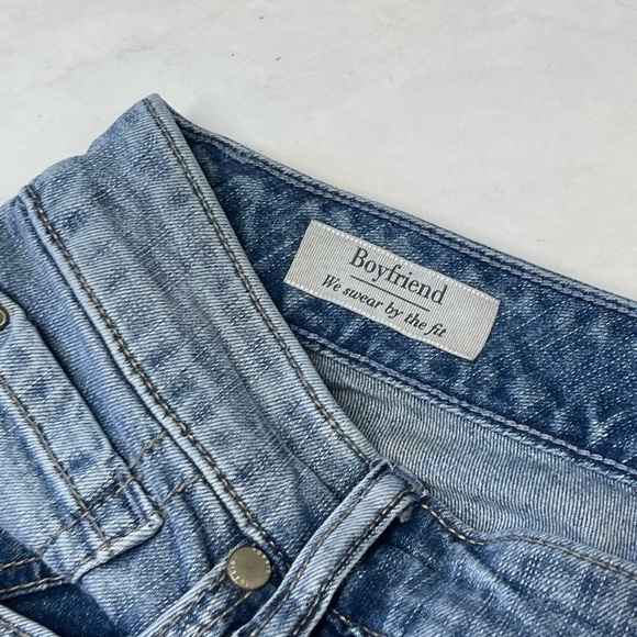 Torrid Boyfriend Distressed Lightwash Jeans Size 16 - Picture 6 of 8